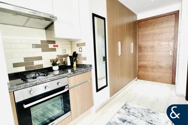 Upgraded Studio | Furnished | Near Metro